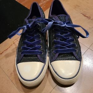 American Eagle Outfitters sparkly navy sneakers misses size 8. VGUC